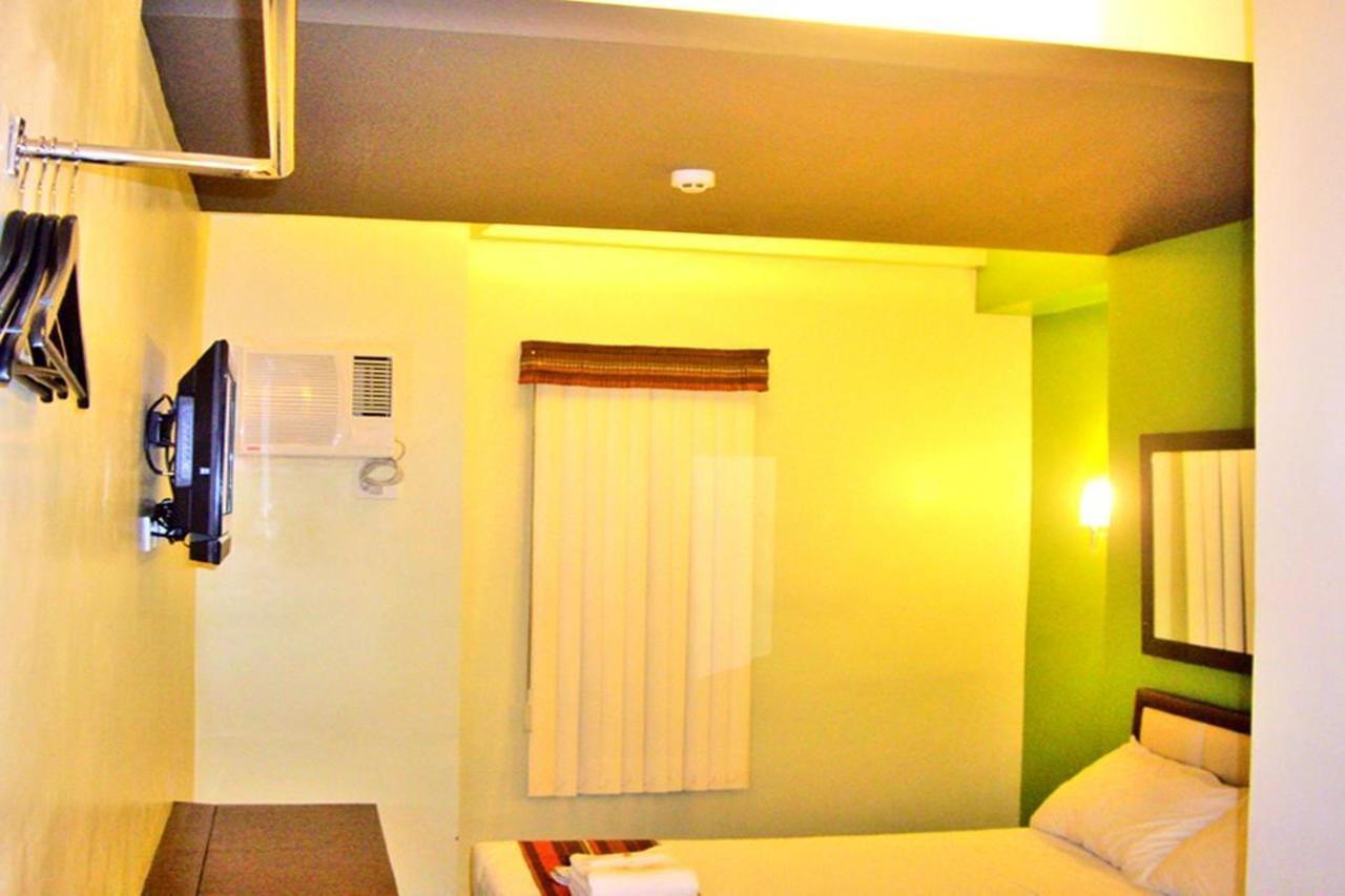 Express Inn Mactan Lapu-Lapu City Exterior foto