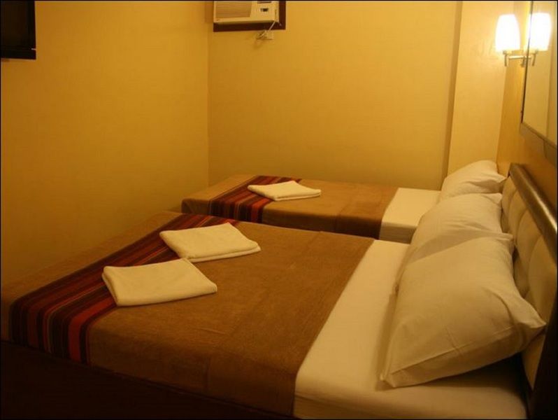 Express Inn Mactan Lapu-Lapu City Exterior foto